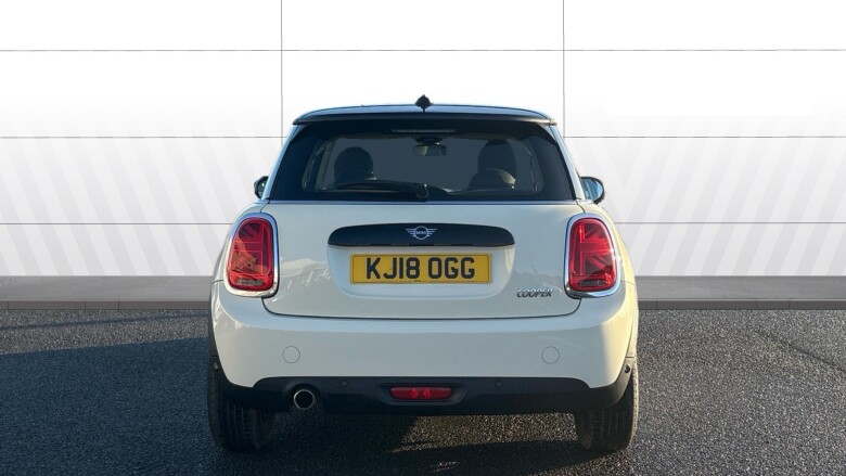 MINI Hatchback 1.5 Cooper II 3dr Petrol Hatchback